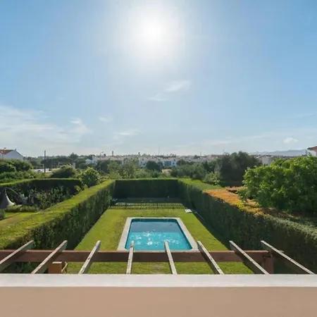 Sunset House Вилла *
